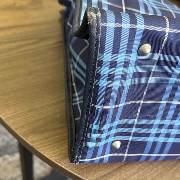 Burberry Navy and Light Blue authentic official blue tag hand bag - Picture 8 of 12